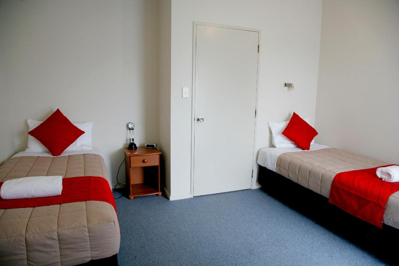 Touchwood Motor Lodge Pukekohe Eksteriør bilde