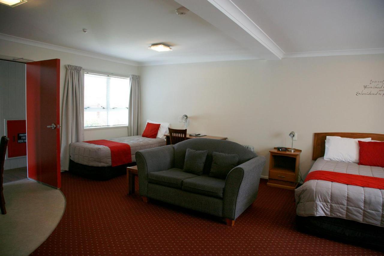 Touchwood Motor Lodge Pukekohe Eksteriør bilde